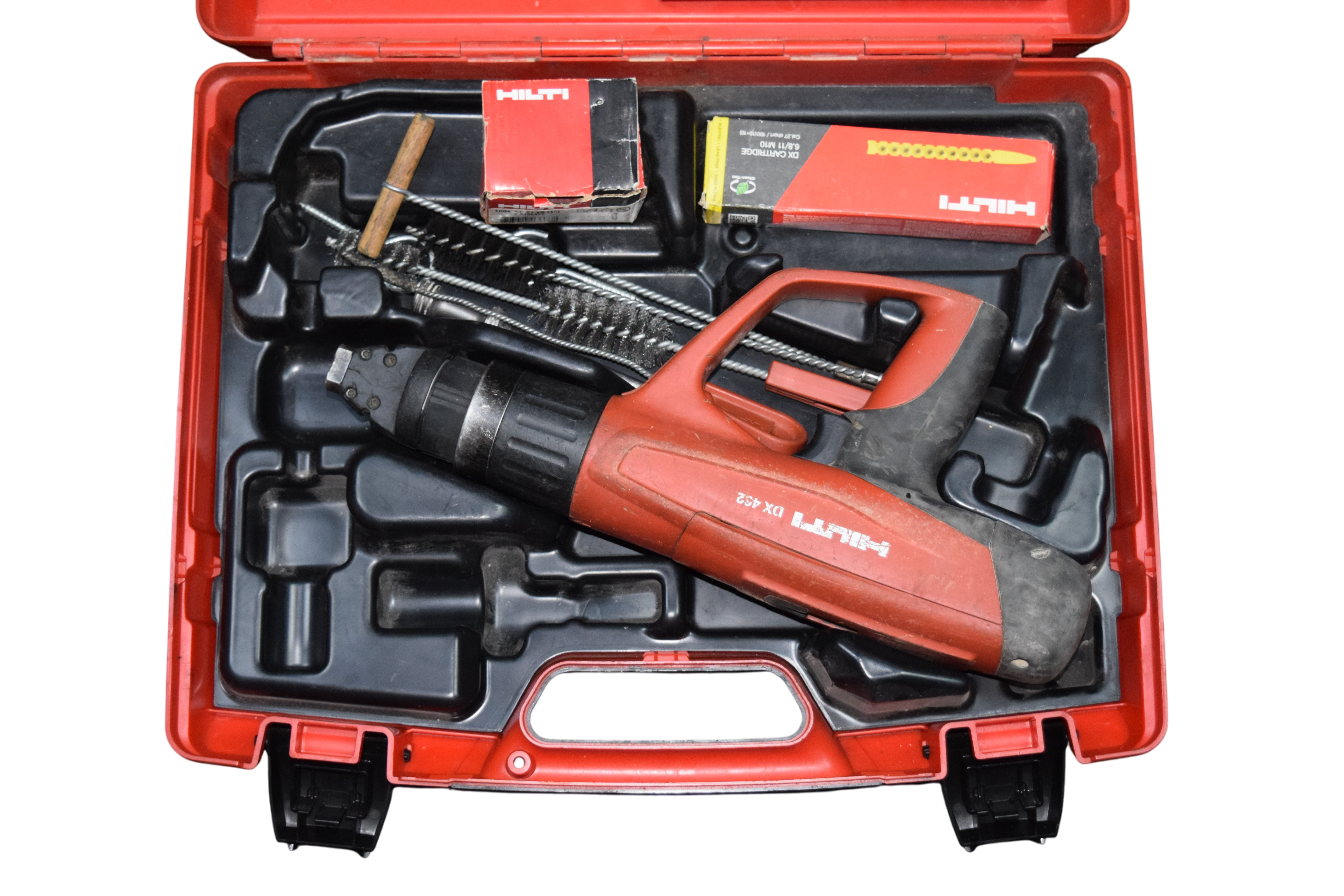 Pistol fixator Hilti DX 462