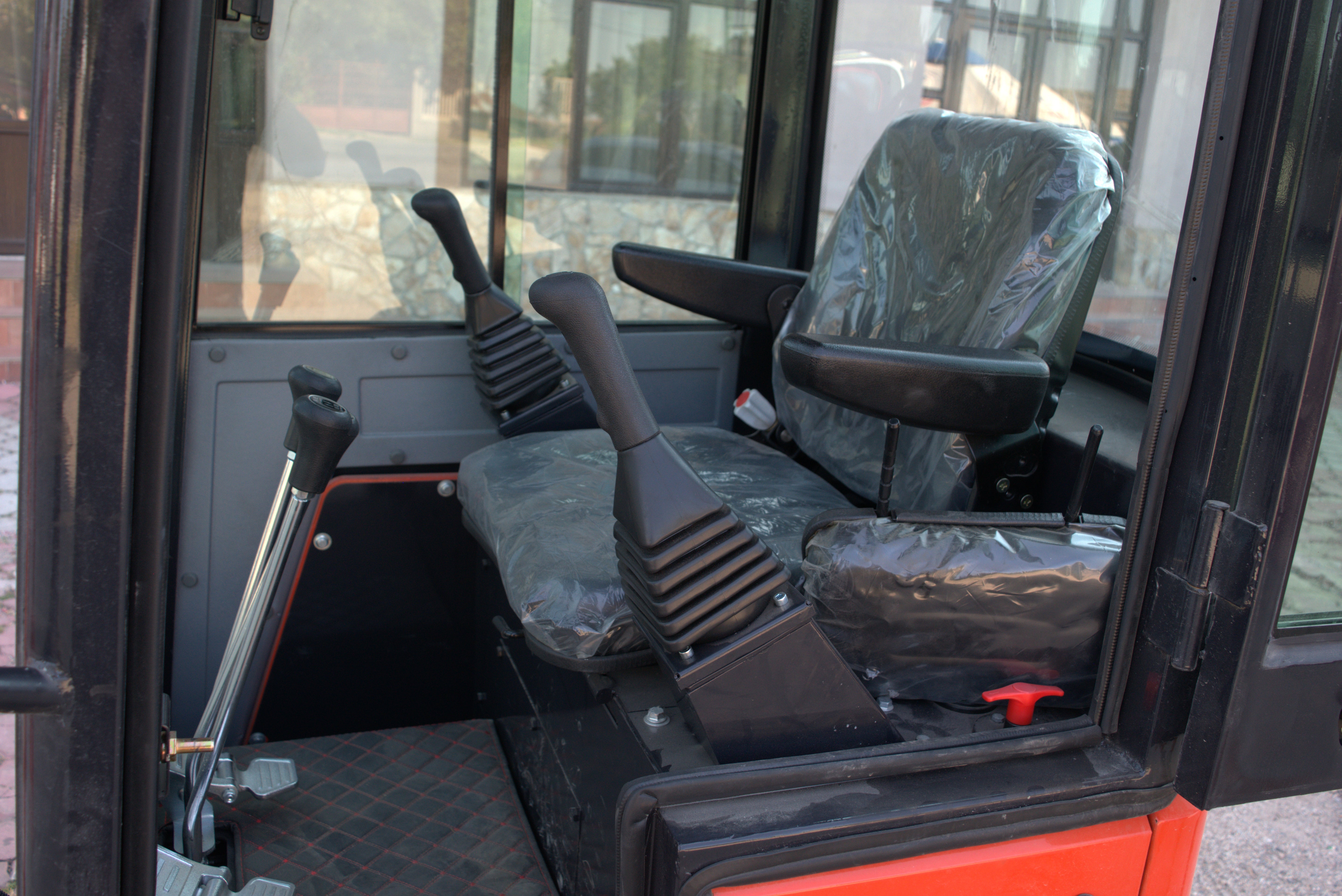 Miniexcavator SMACH YF16E